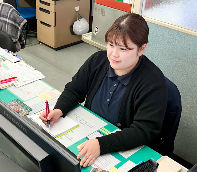 上田　恵歌